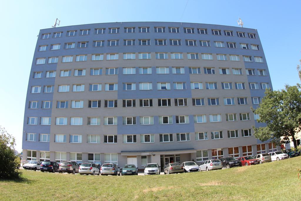 City Building Šaca المظهر الخارجي الصورة